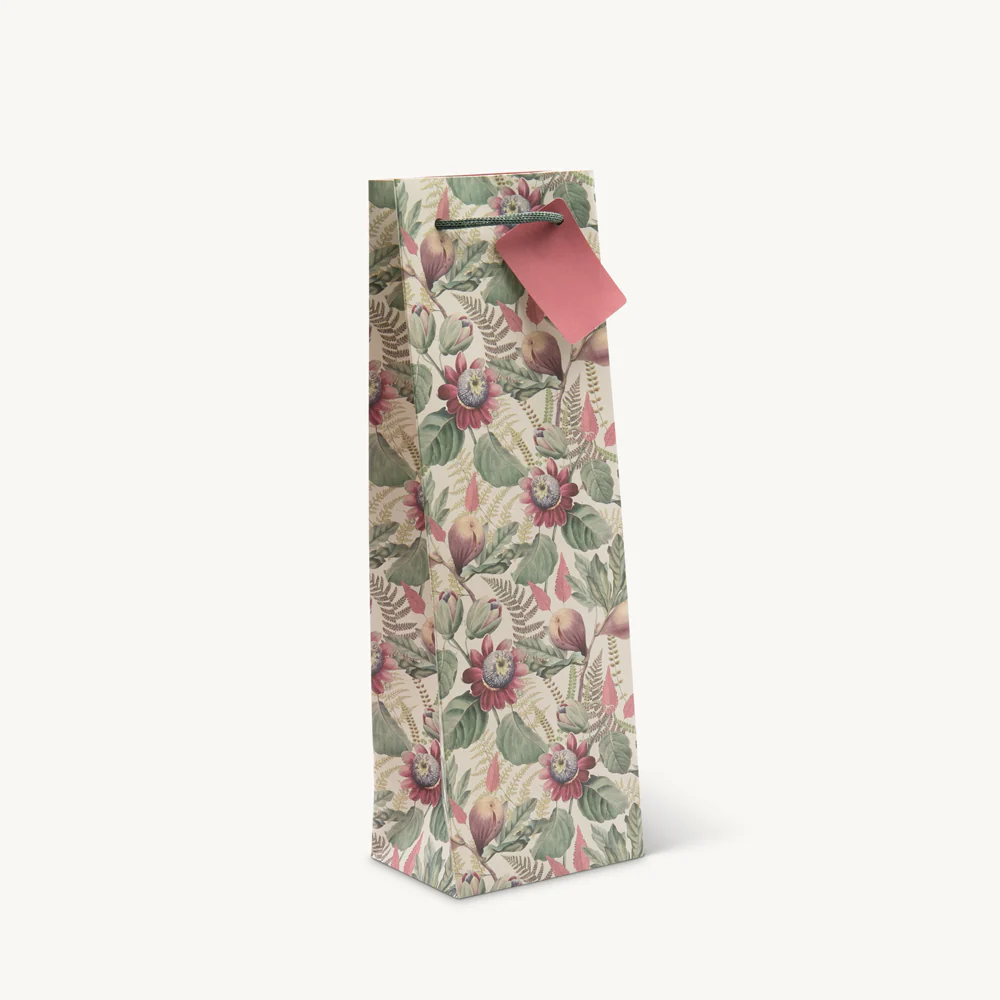 1 bottle passion flower gift bag