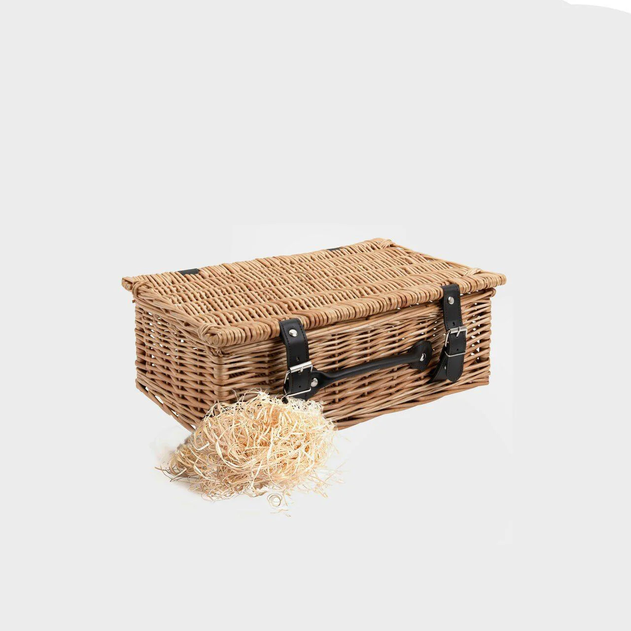 15 x 14 inch wicker hamper & wood wool - Image 2