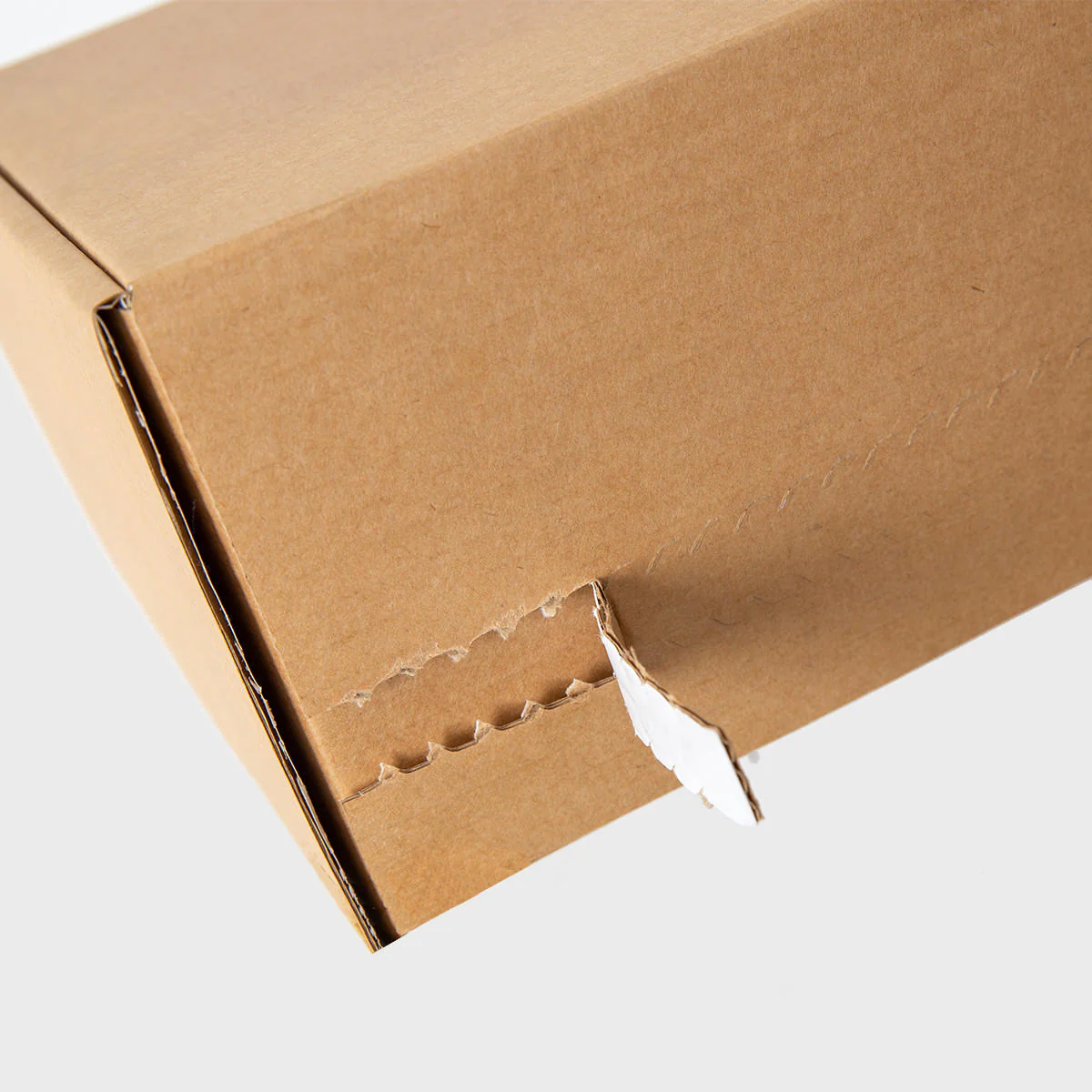 Quick assembly self seal ecommerce box - Image 3