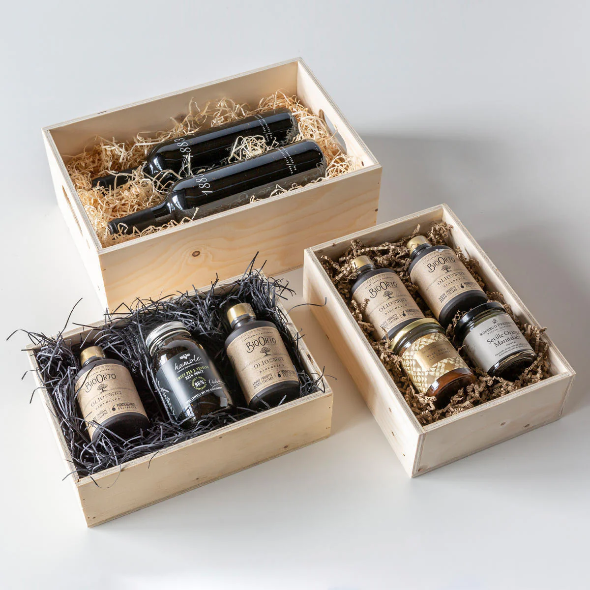 Wooden hamper box with drop on lid - Image 3